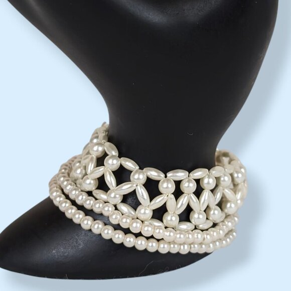 Set of 3 Faux Pearl Stretch Bracelets - Picture 3 of 4